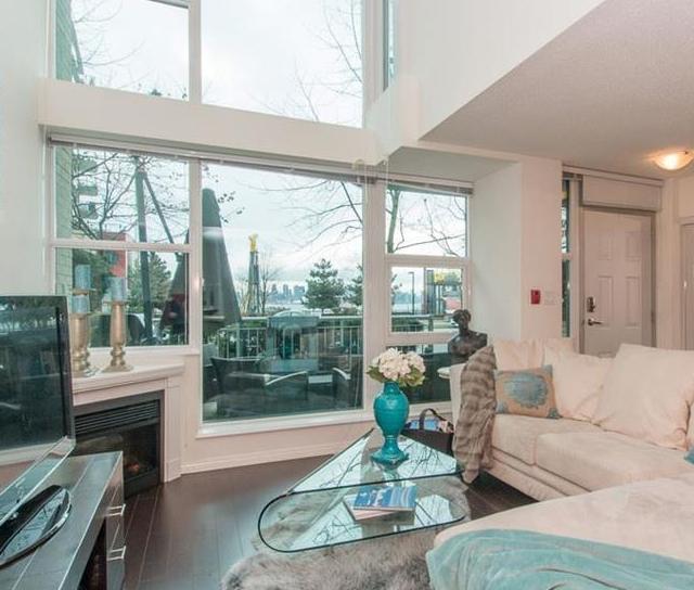 TH4 - 168 E Esplanade, Lower Lonsdale, North Vancouver 2
